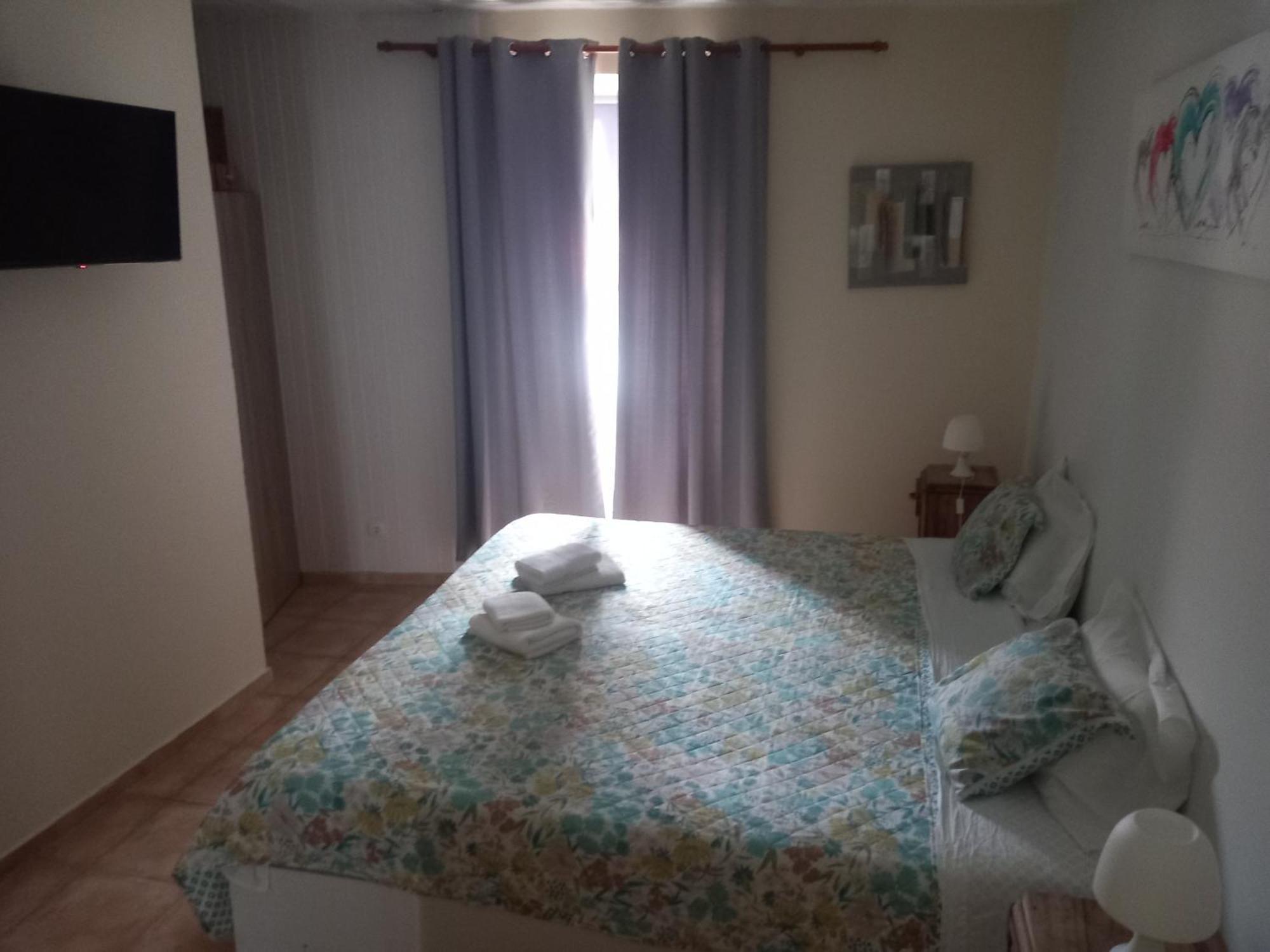 Sao Jose Guesthouse Ponta Delgada  Bagian luar foto